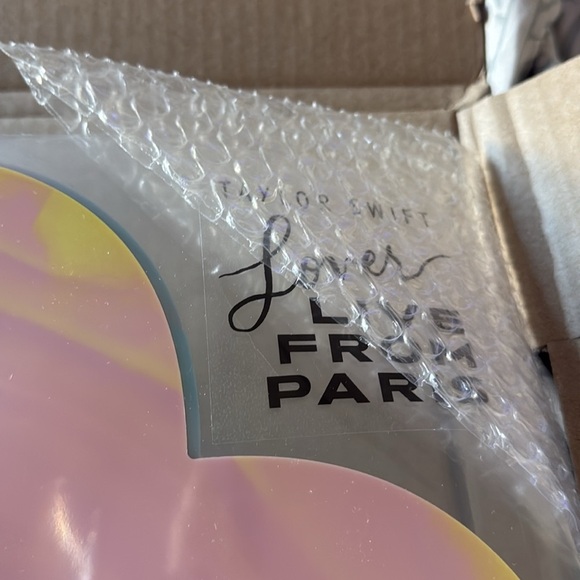 Taylor Swift Lover Live From Paris Heart Shaped Vinyl 2025 LIMITED - Picture 9 of 10